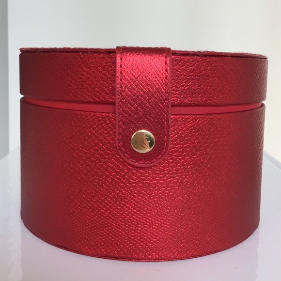 Elizabeth Arden round structured red makeup/cosmetics case - Picture 6 of 6